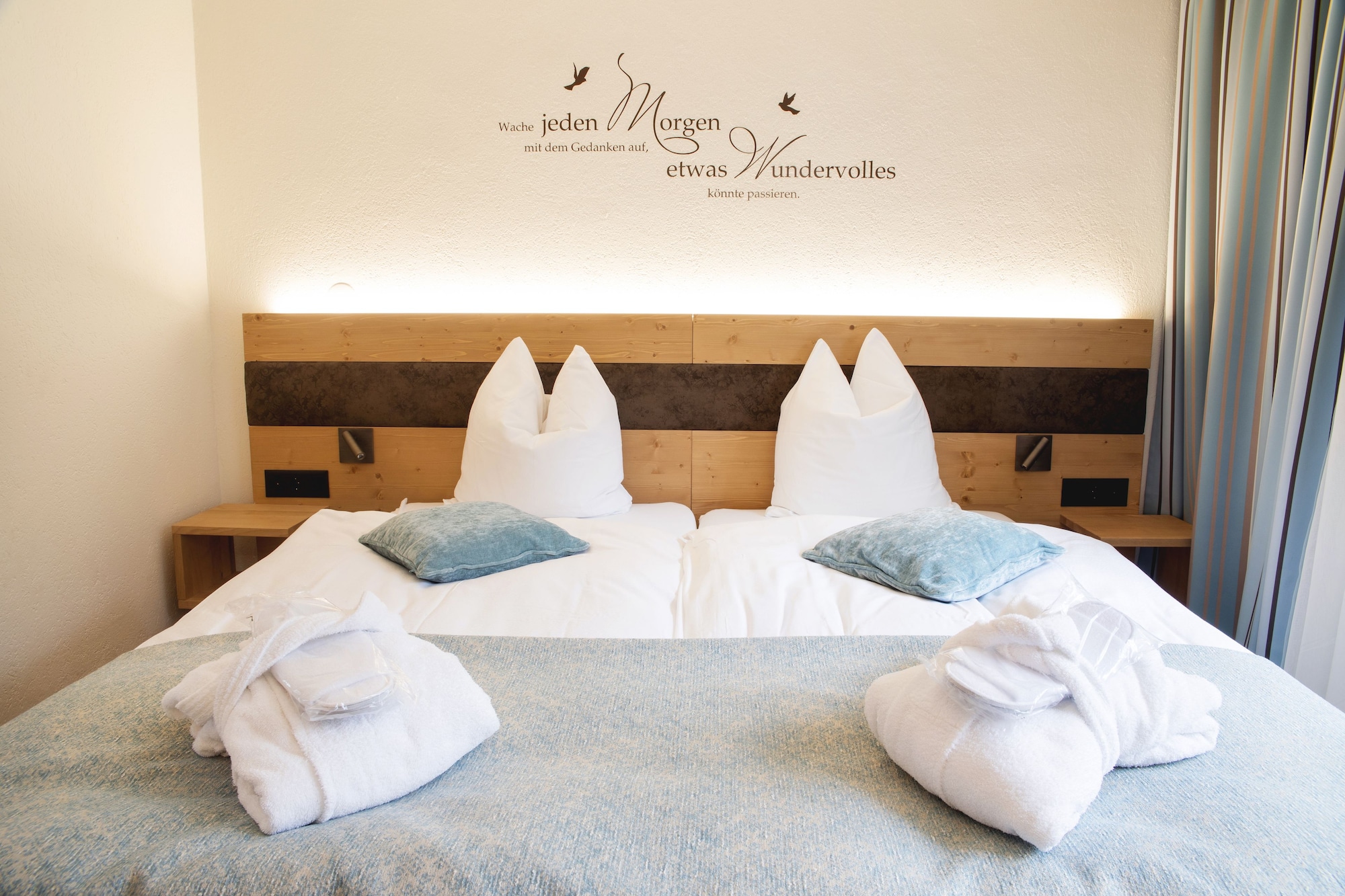 2 Bedrooms, Apartment, Mountain Side, Mountain View، Hemizeus 2/4