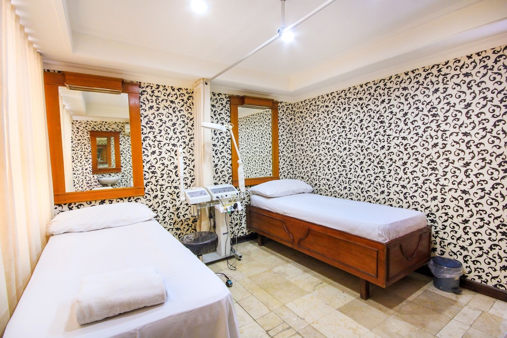 Grand Menteng Hotel 26/50