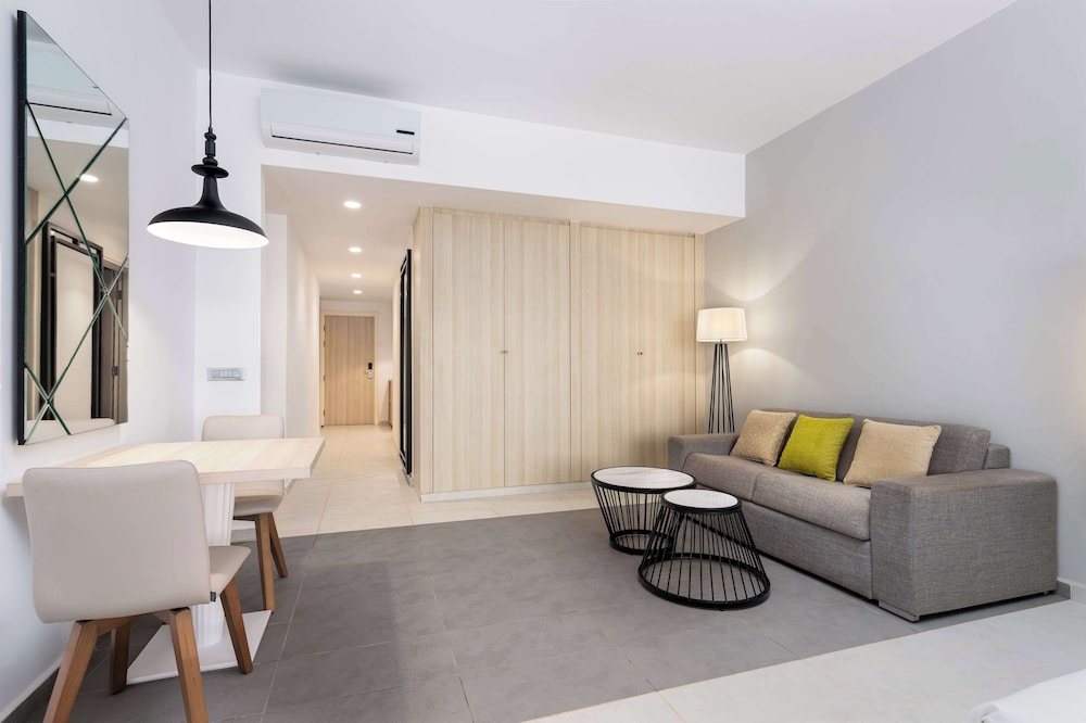 Radisson Blu Residences, Saidia 45/68