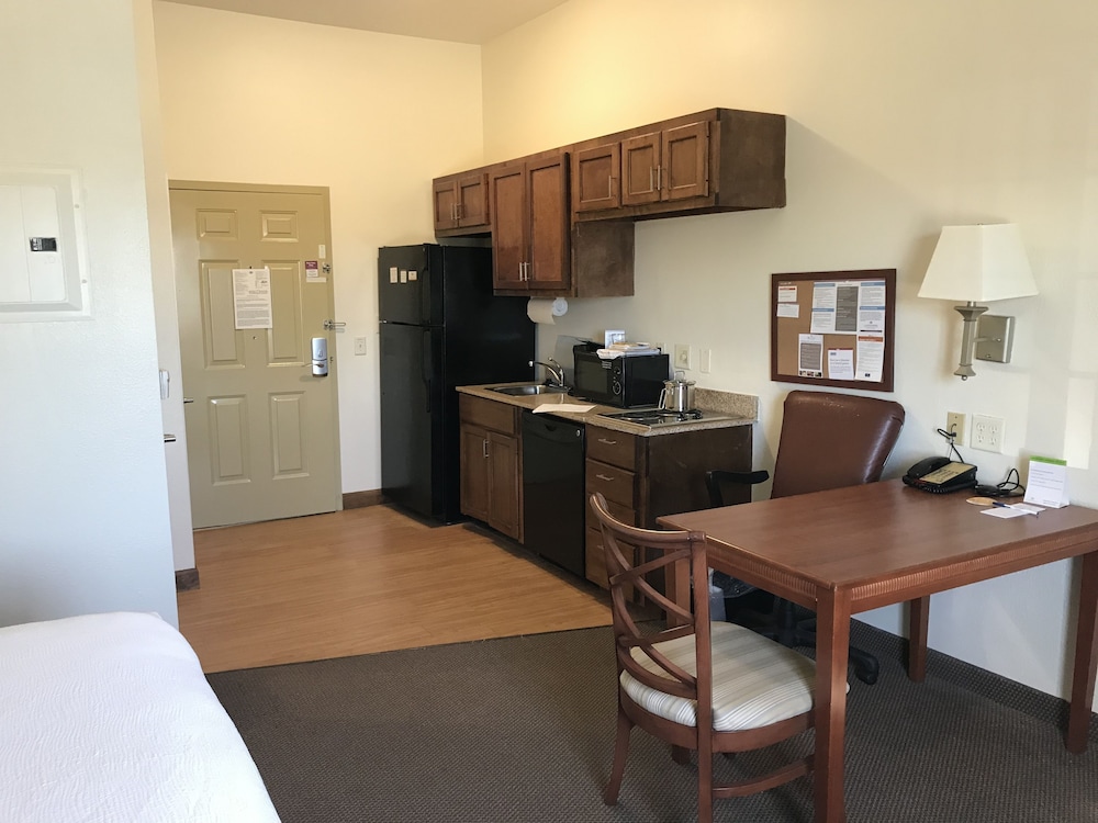 Candlewood Suites Vicksburg 56/72