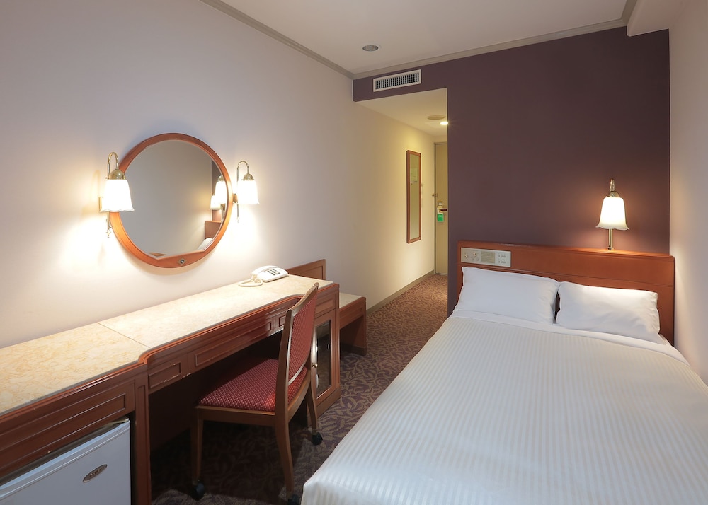 Sasebo Washington Hotel 18/65