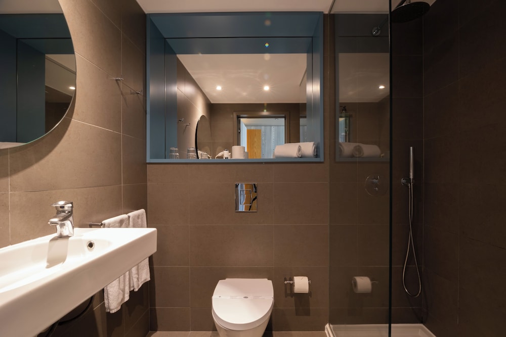 Axis Ofir Beach Resort 47/49