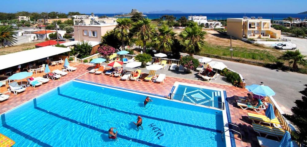 Zeus Hotel 22/28