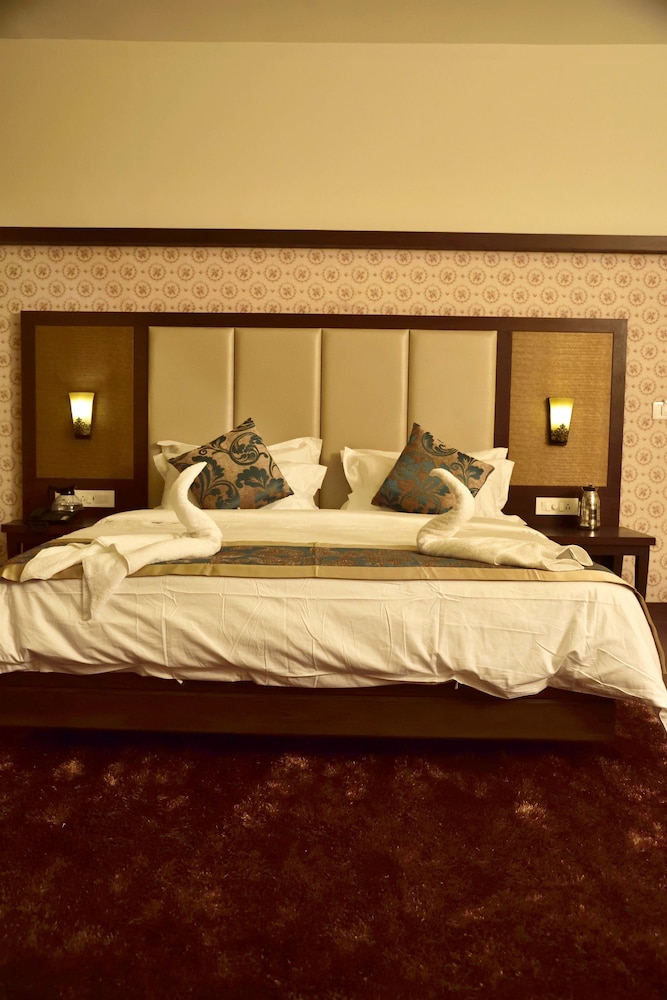 The Fern Hillside Resort Bhimtal 29/76