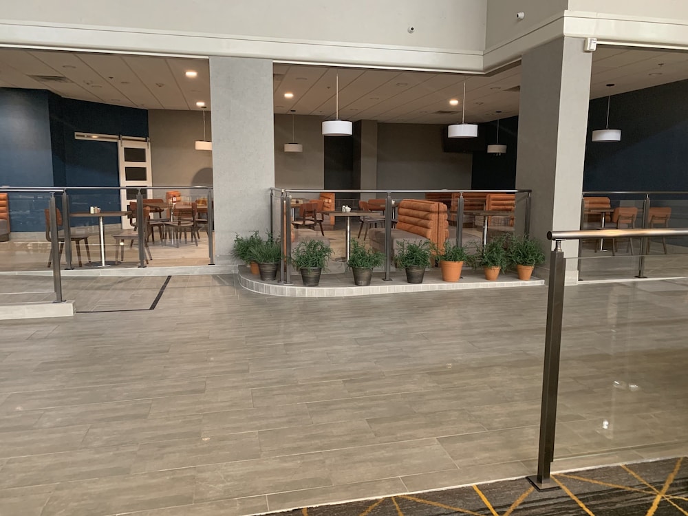 Holiday Inn Baton Rouge South 5/37