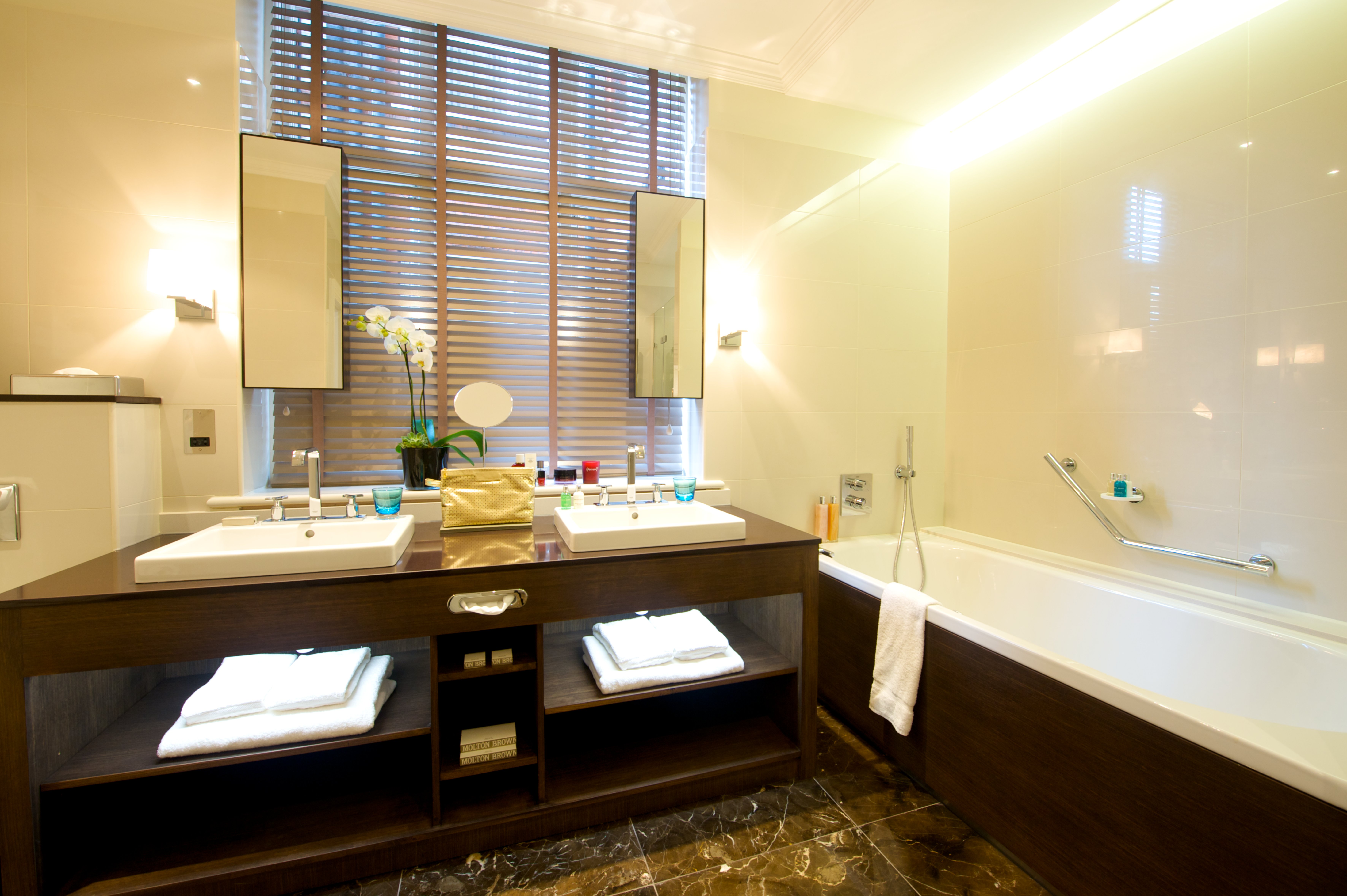 2 Bedrooms, Deluxe, Suite