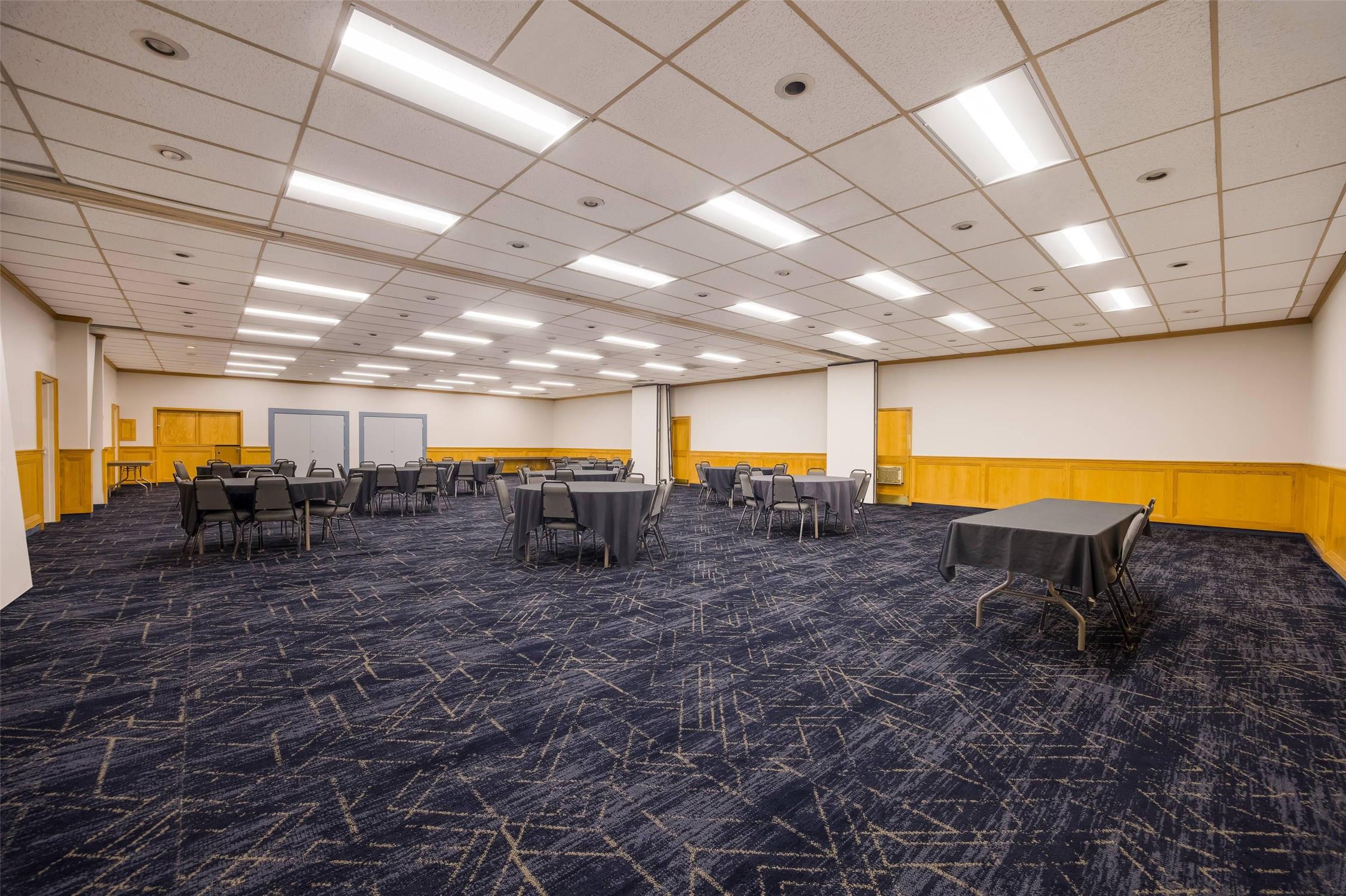 Quality Inn & Suites Canon City, CO 16/19