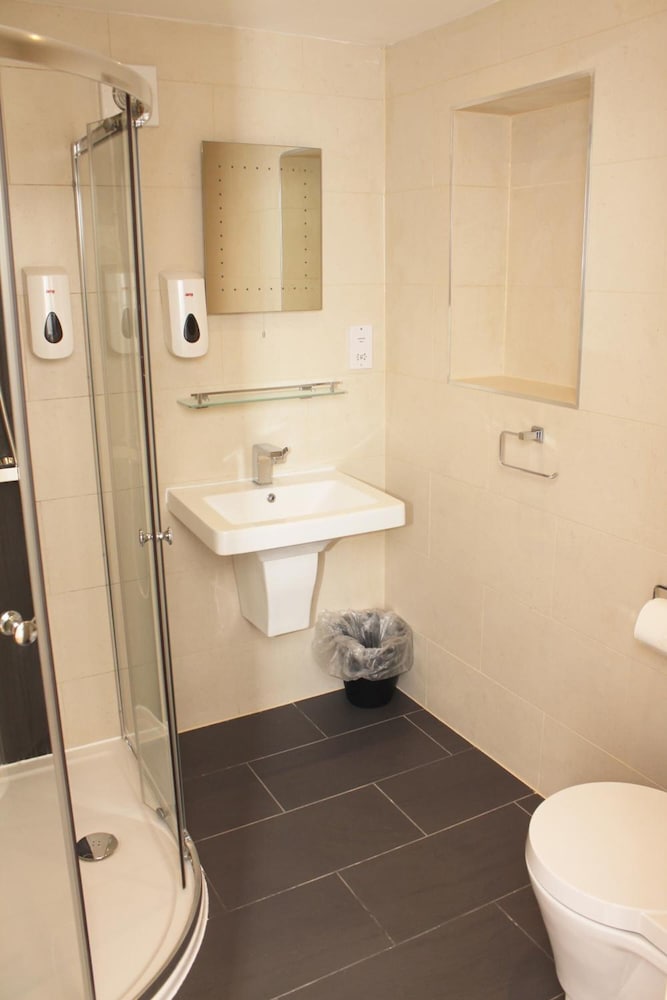 Flexistay Leicester Gables Aparthotel 26/34