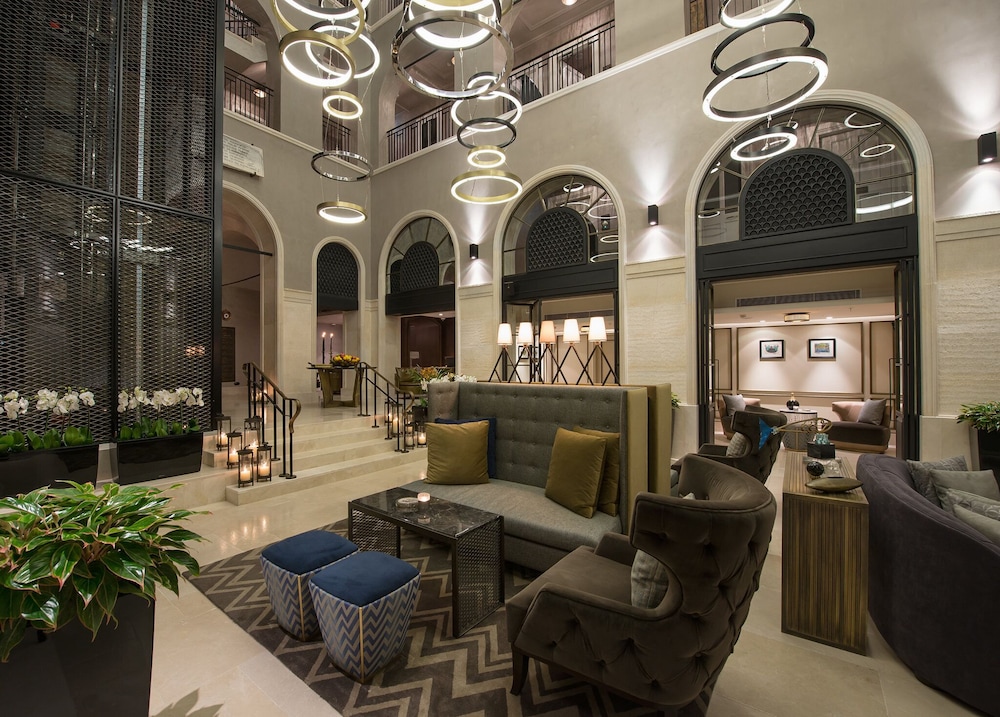 10 Karakoy 39/52