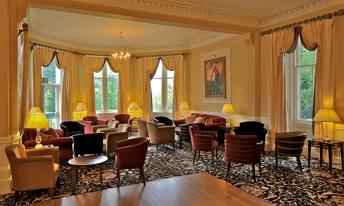 BEN WYVIS HOTEL 48/58