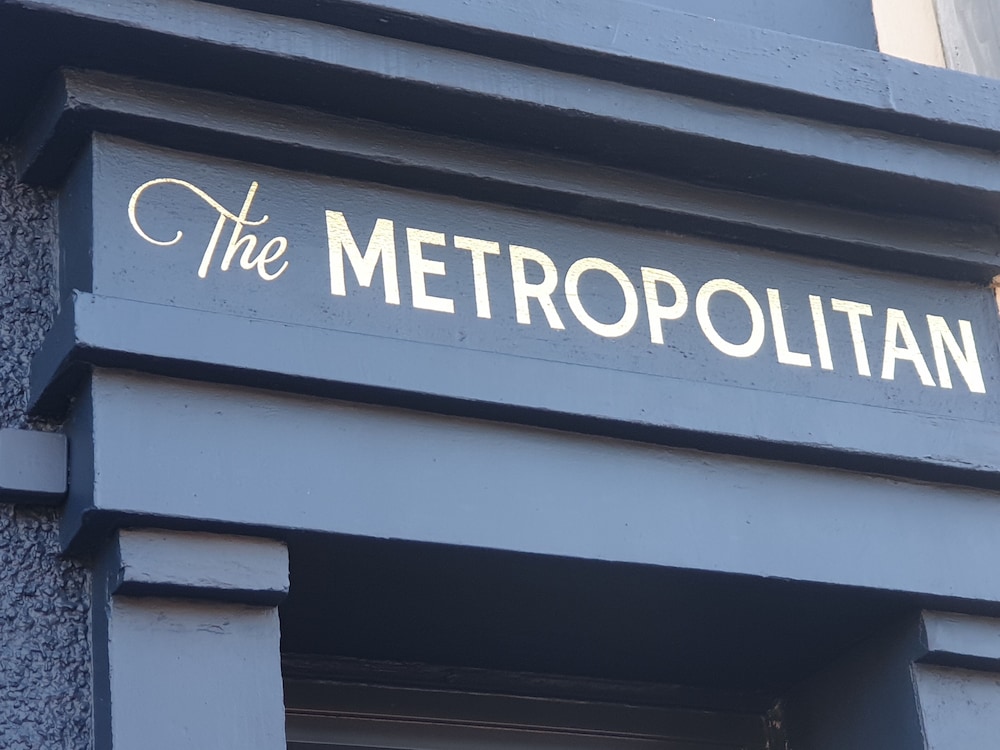 The Metropolitan 2/58