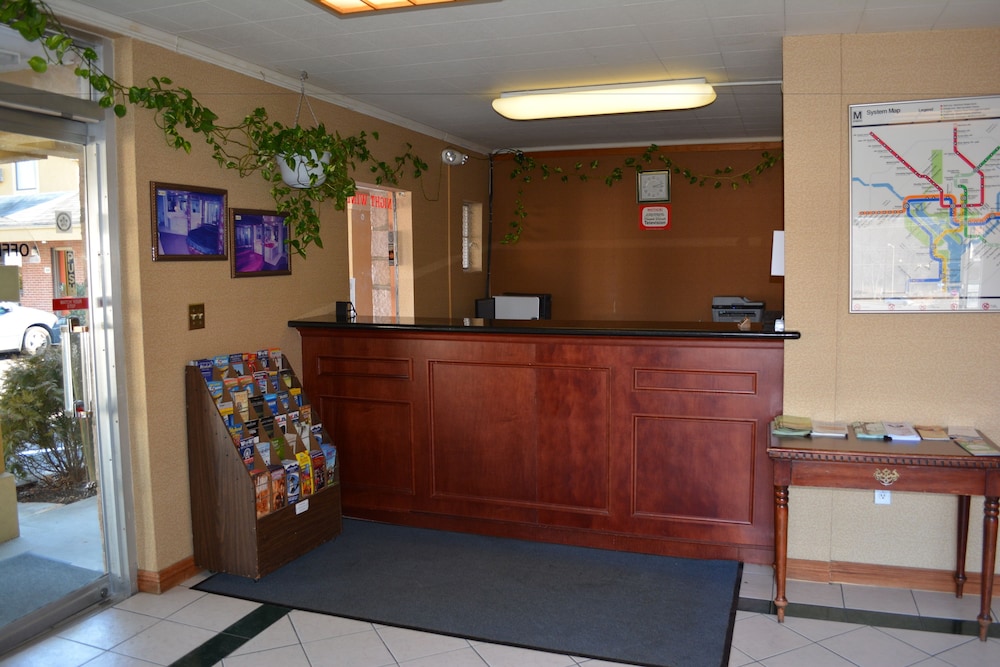 Budget Inn-Falls Church 15/39