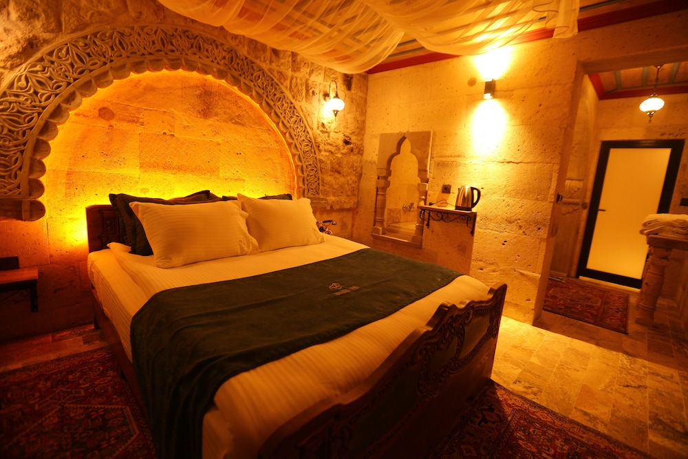 Akritis Suit Cappadocia 8/37
