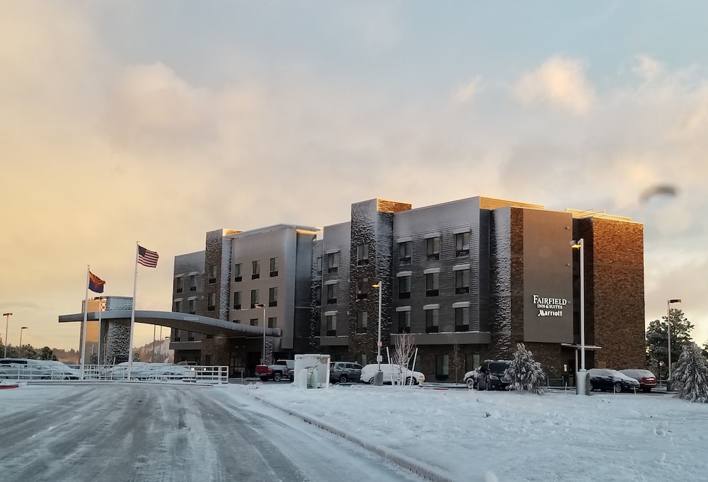 Fairfield Inn Suites Flagstaff East 6/38