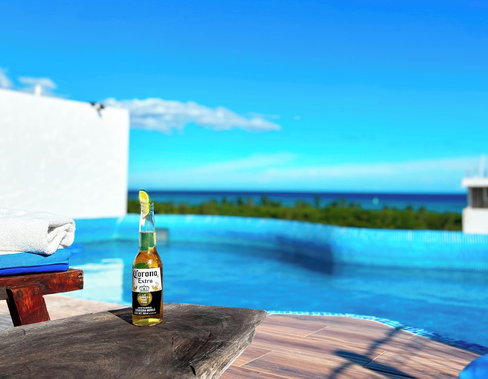 Capital O Hotel Brisas del Mar Playa Del Carmen 91/98