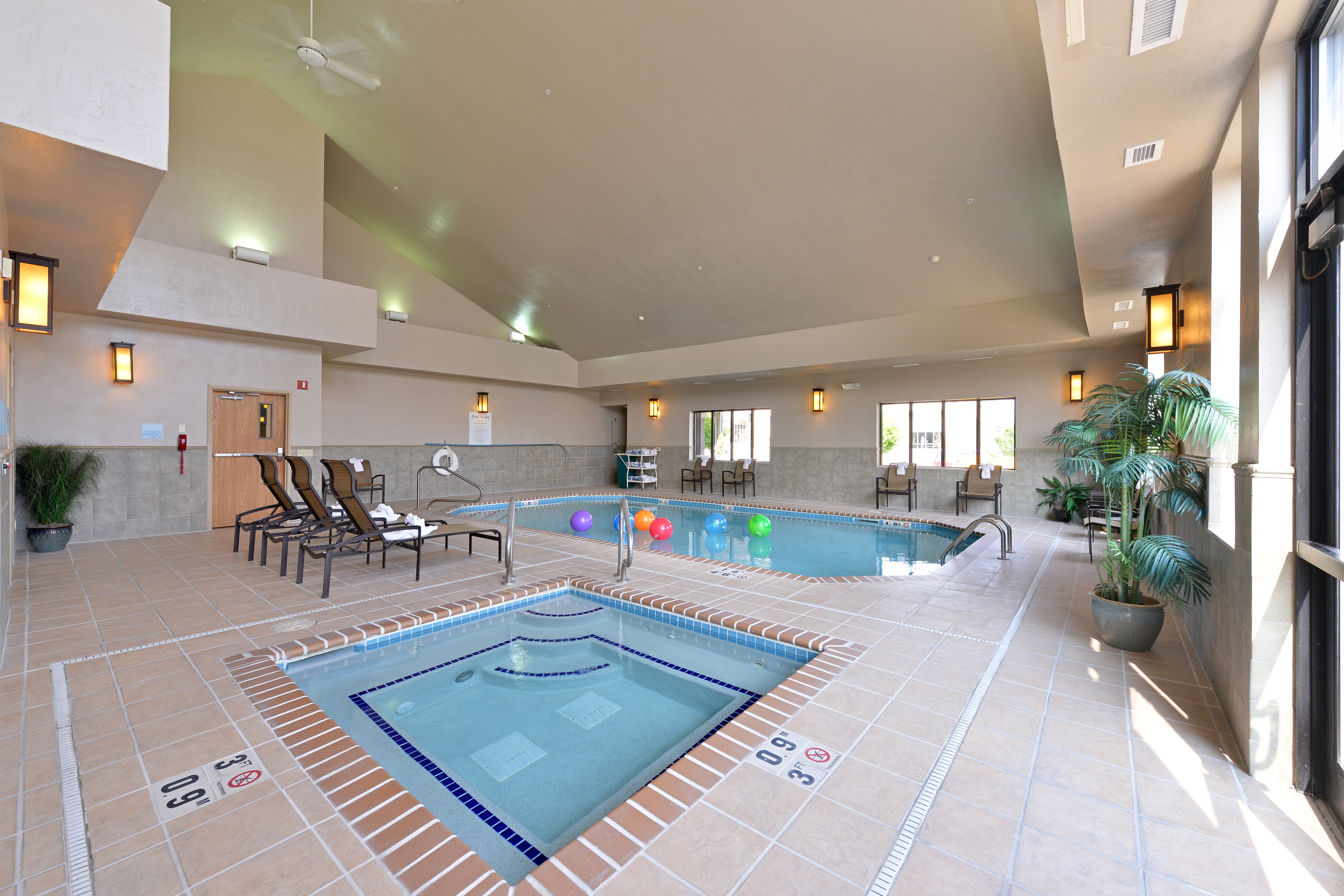 Holiday Inn Express Hotel And Suites Gillette 31/76