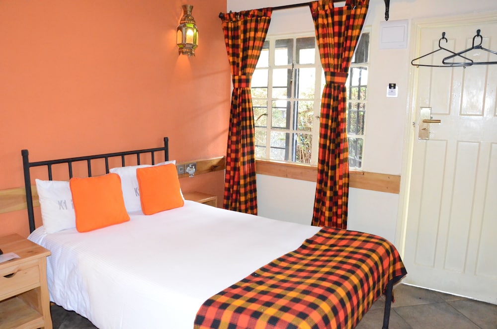 Parklands Shade Hotel 7/41