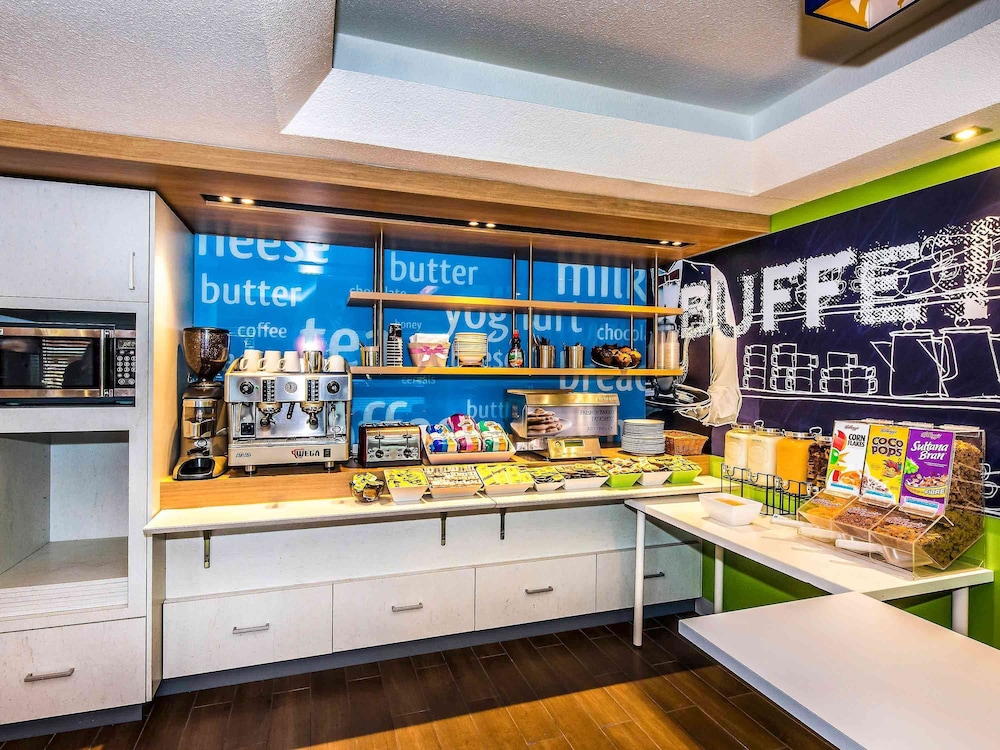 Ibis Budget St Peters 42/54