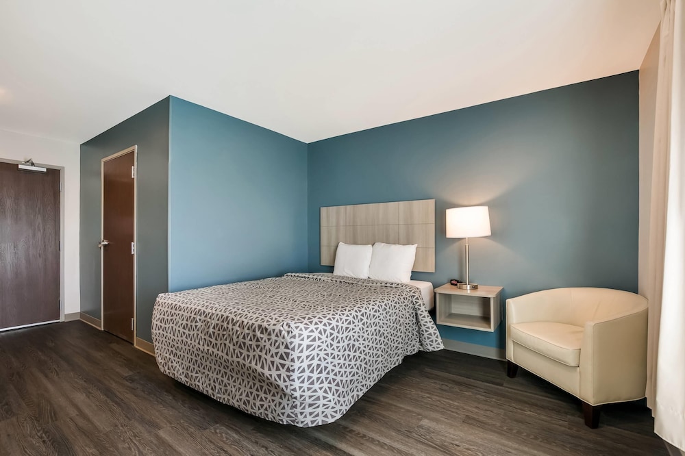 WoodSpring Suites Knoxville West 13/45