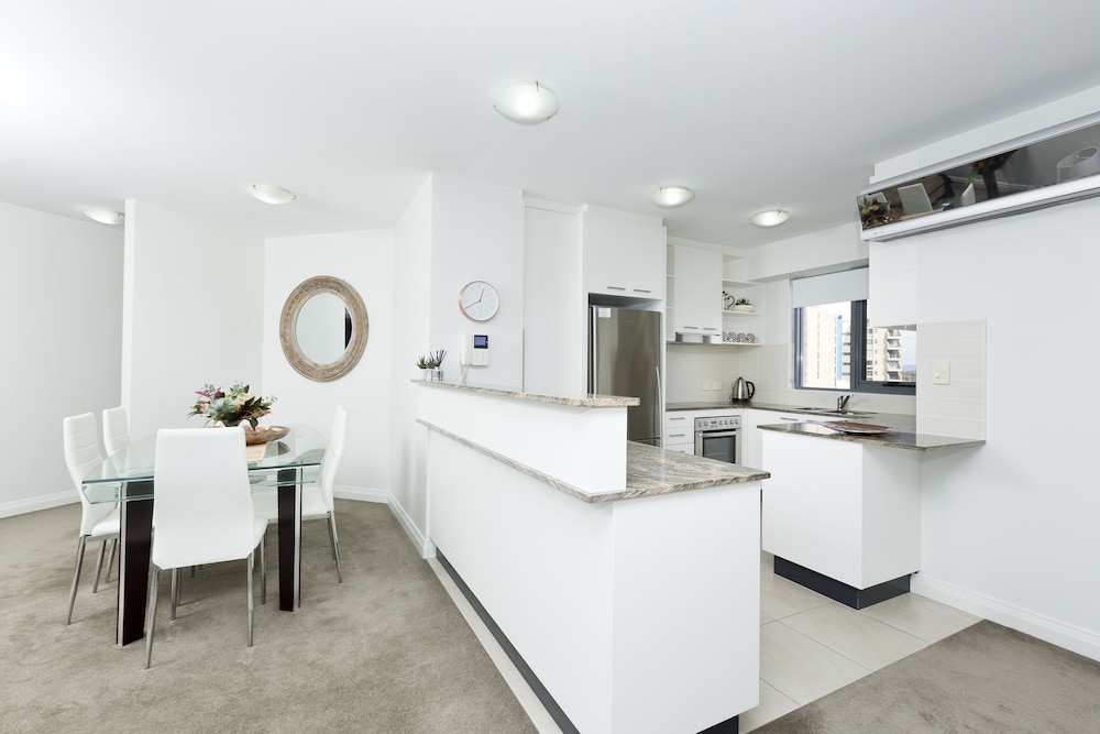 Sevan Apartments Forster 16/74