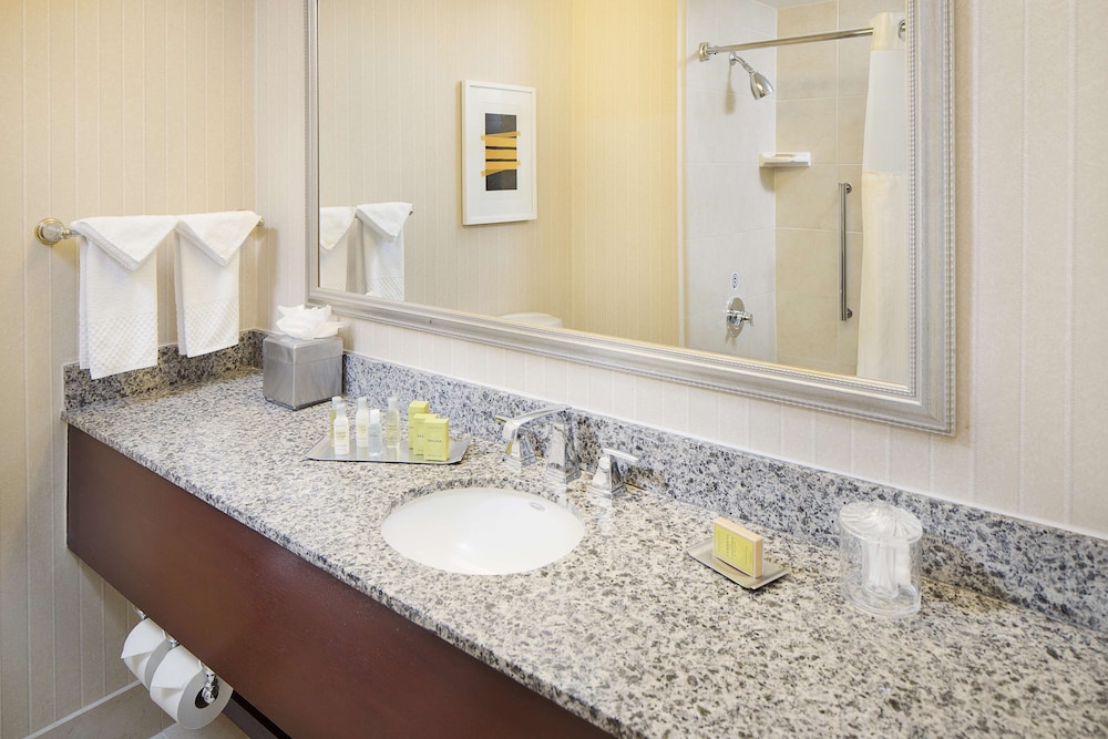 DoubleTree by Hilton Los Angeles - Commerce 6/43