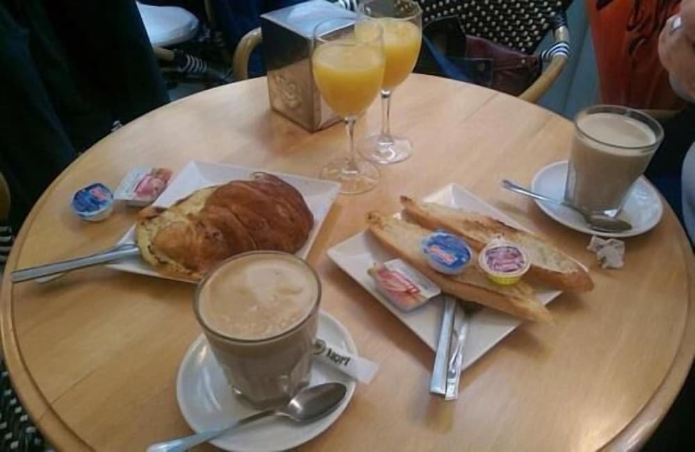 Hotel Almoradi 36/41