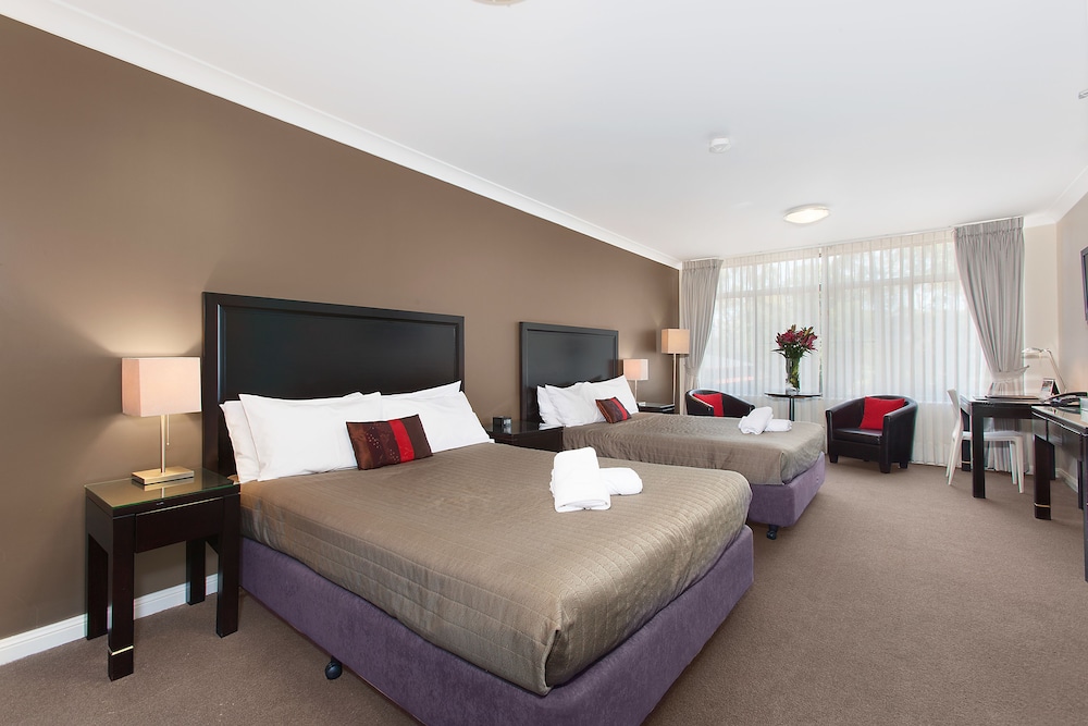 CHECKERS RESORT & CONFERENCE CENTRE 16/52