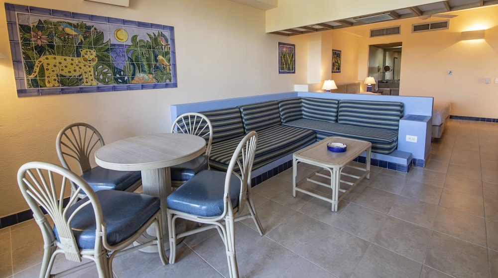 Zuana Beach Resort 48/60