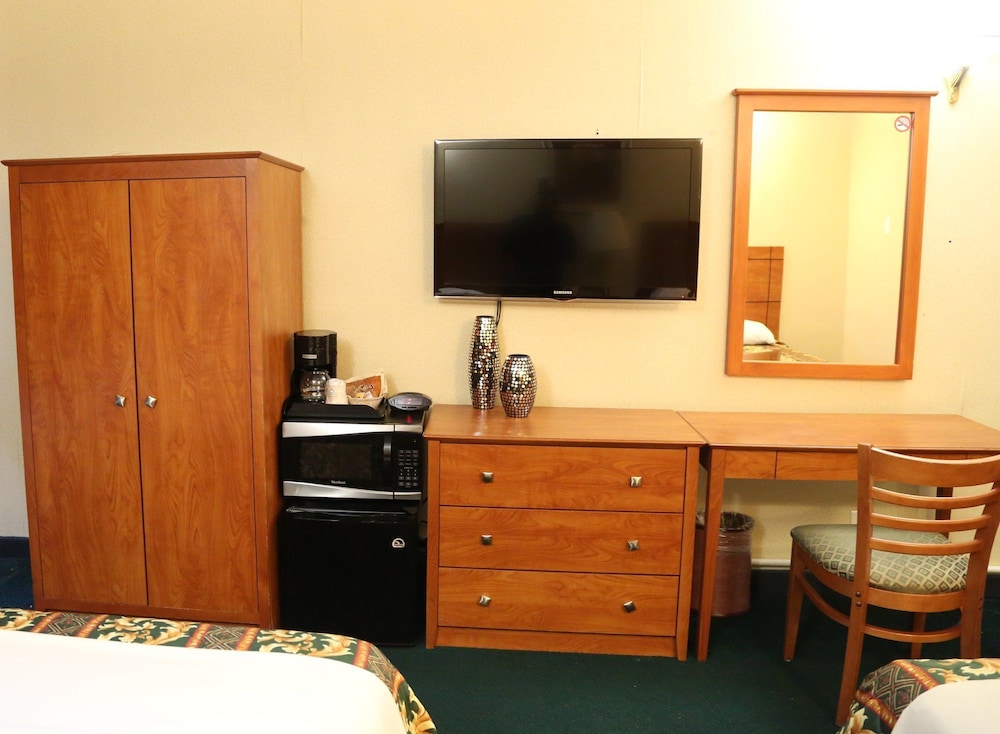 Jfk Inn Jamaica 34/42