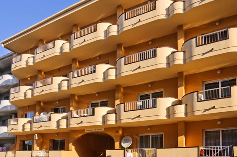 Els Salats Apartments 3/50