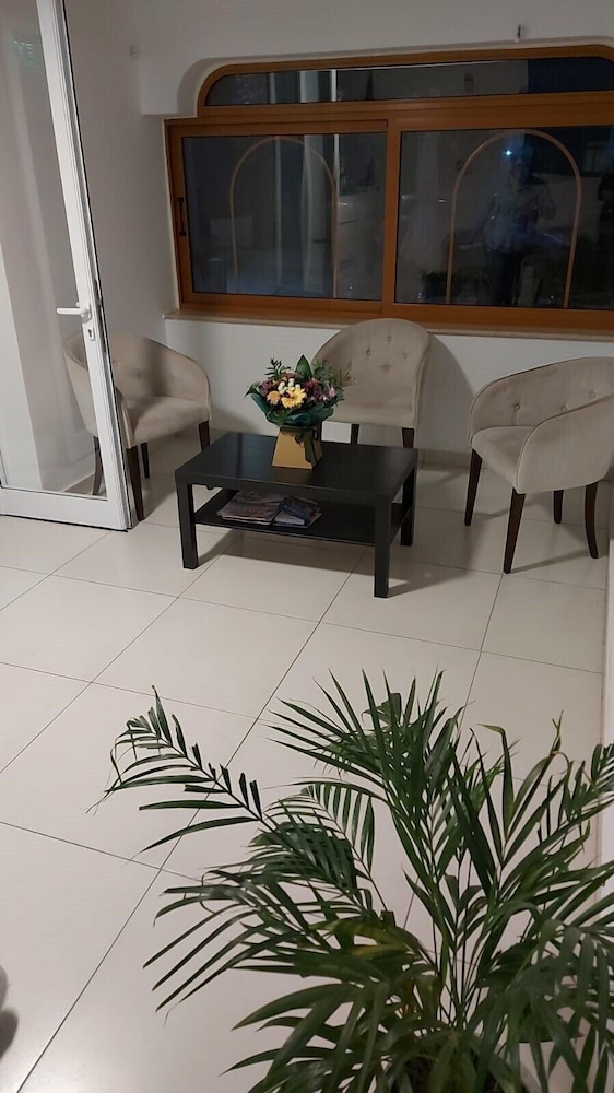 La Veranda Hotel 28/44