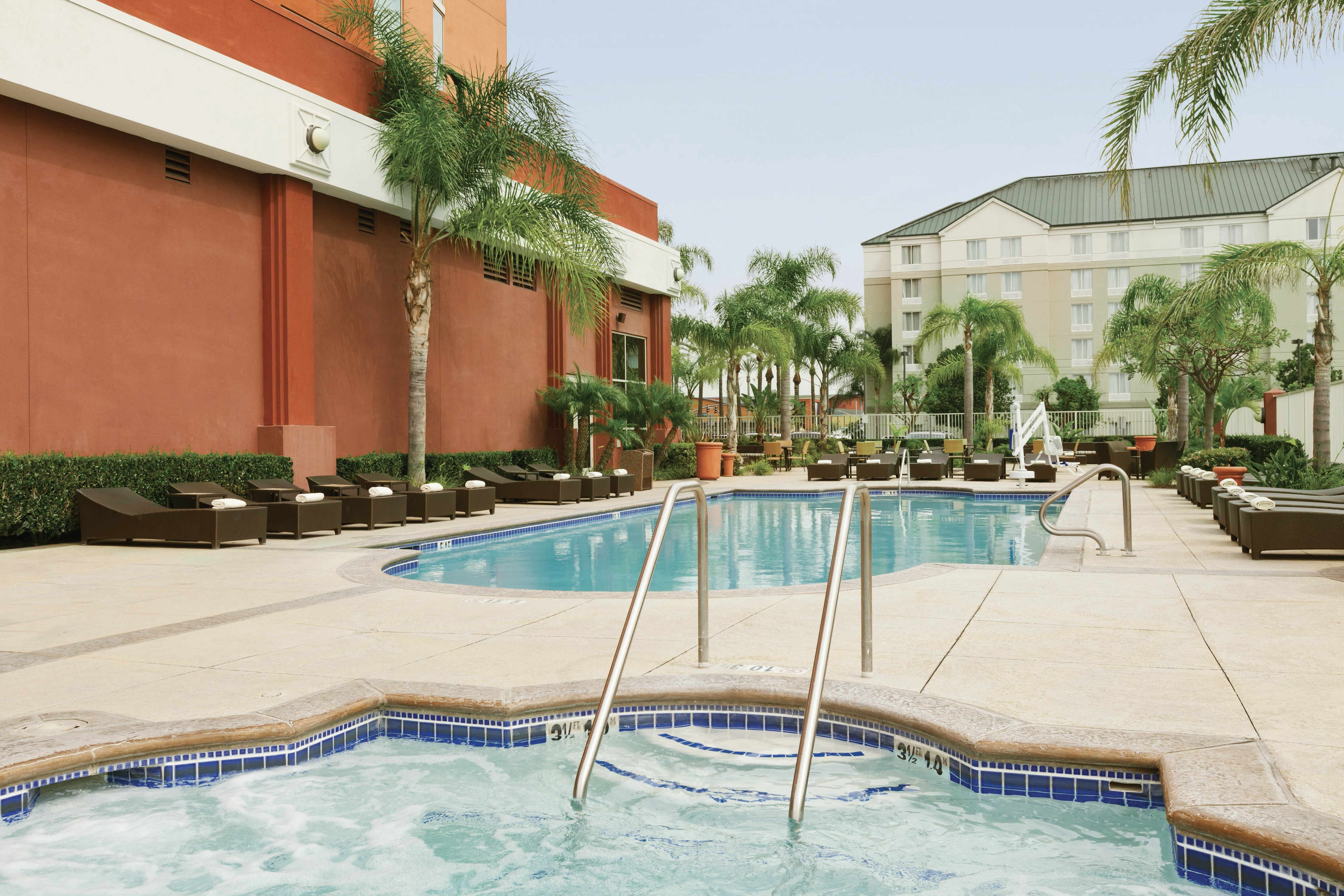 Embassy Suites By Hilton Anaheim South 25/51