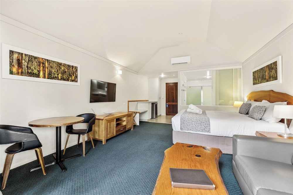 Heritage Trail Lodge 33/50