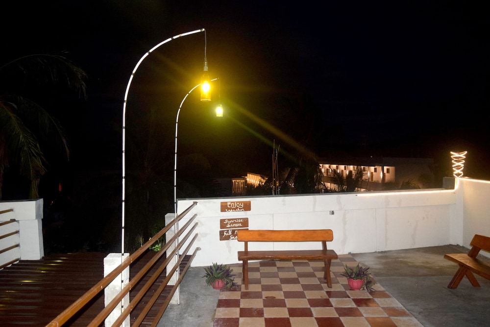 Panda Hostel 5/50
