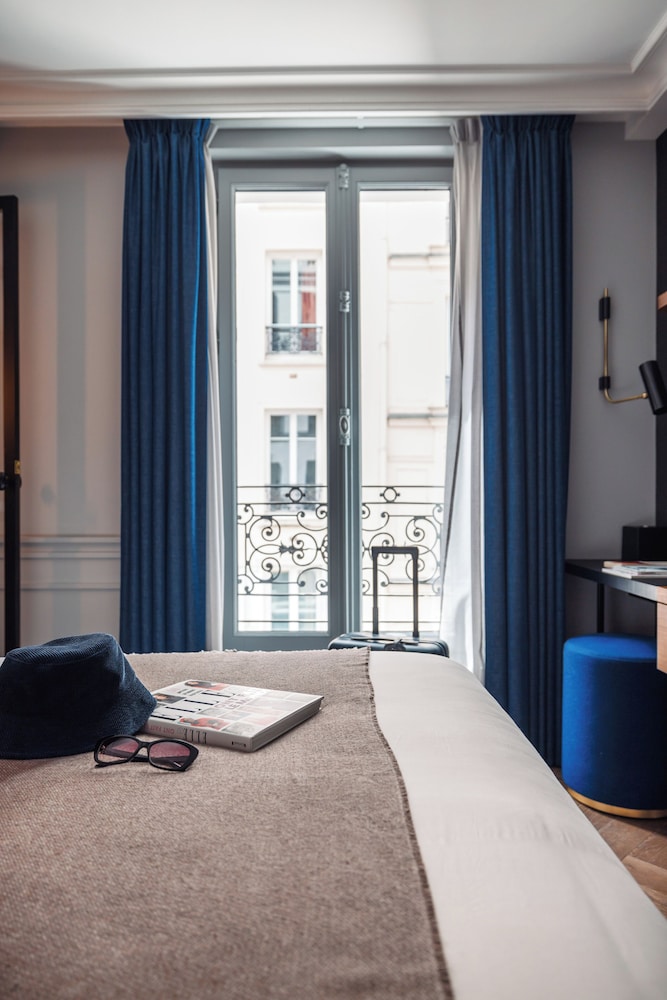 Maison ELLE Paris 11/50