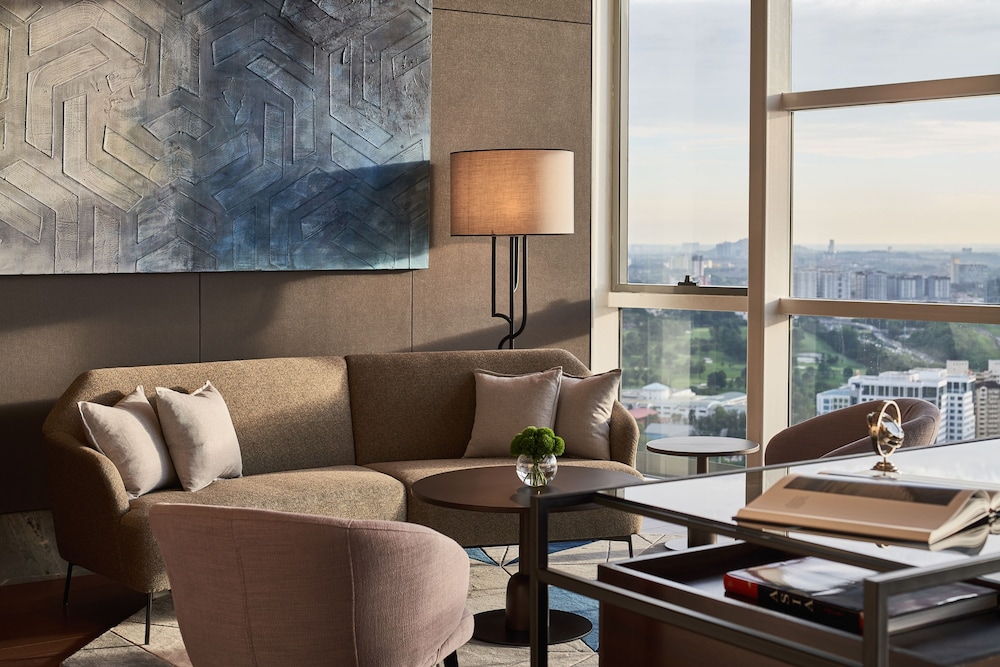 Le Meridien Petaling Jaya (ex New World Petaling Jaya) 37/75
