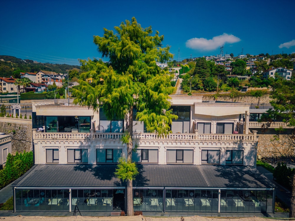Del Lago Luxury Hotel By Saracoglu 43/49