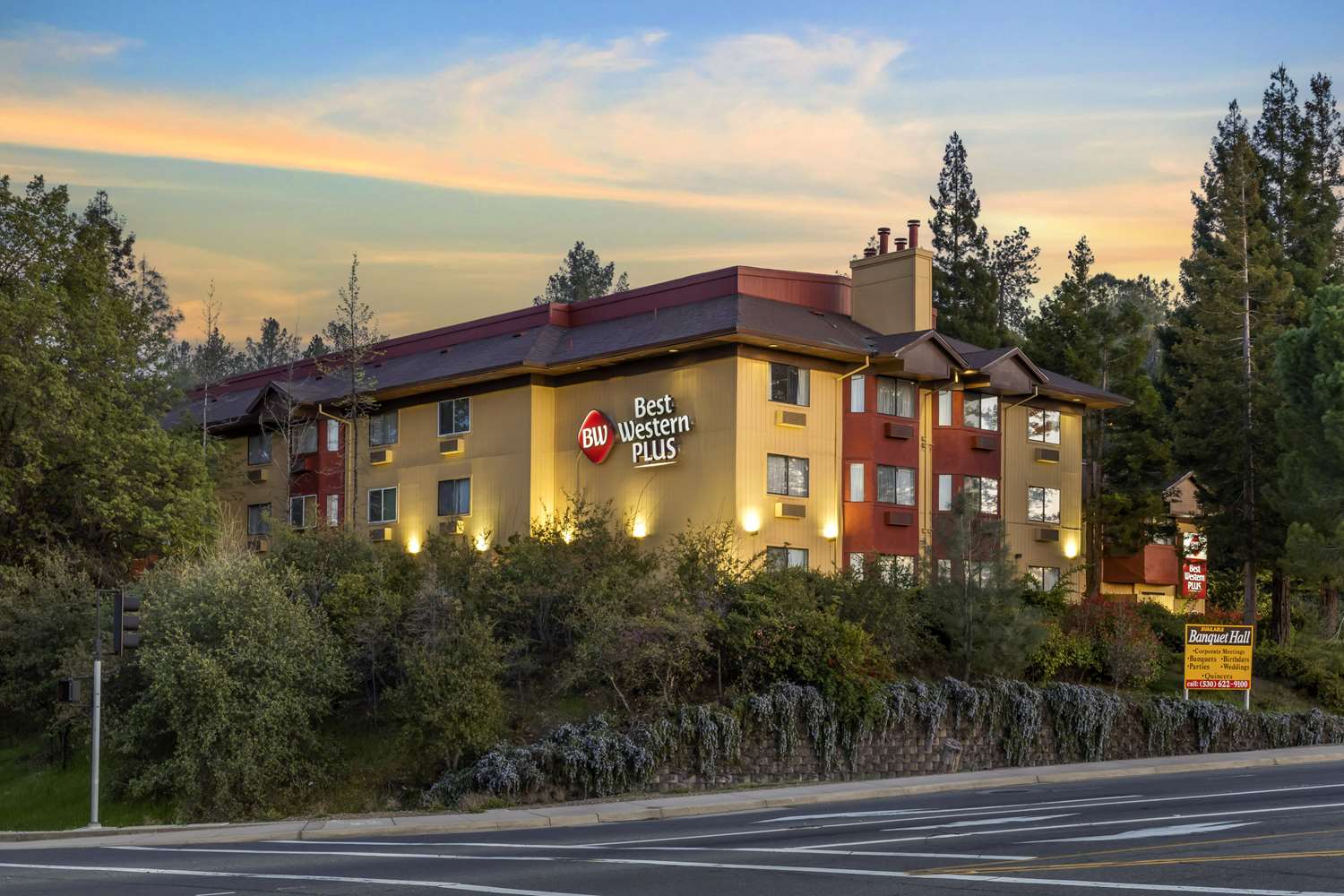Best Western Plus Placerville Inn 2/49