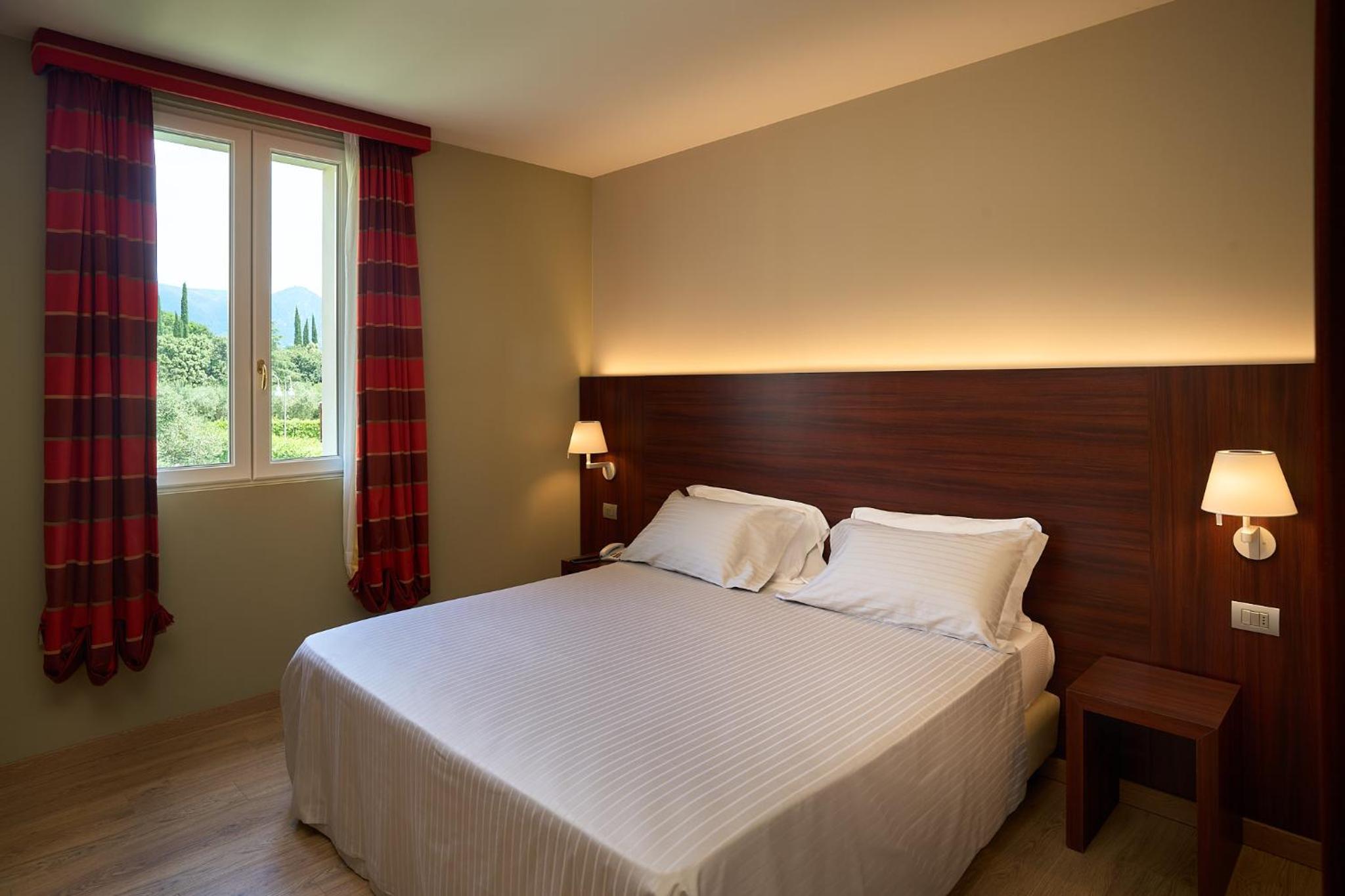 Delfina Palace 14/40