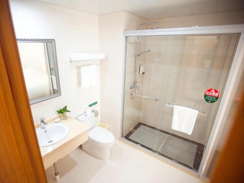 GreenTree Alliance Huzhou Changxing Zhebei Business Square Hotel 50/52