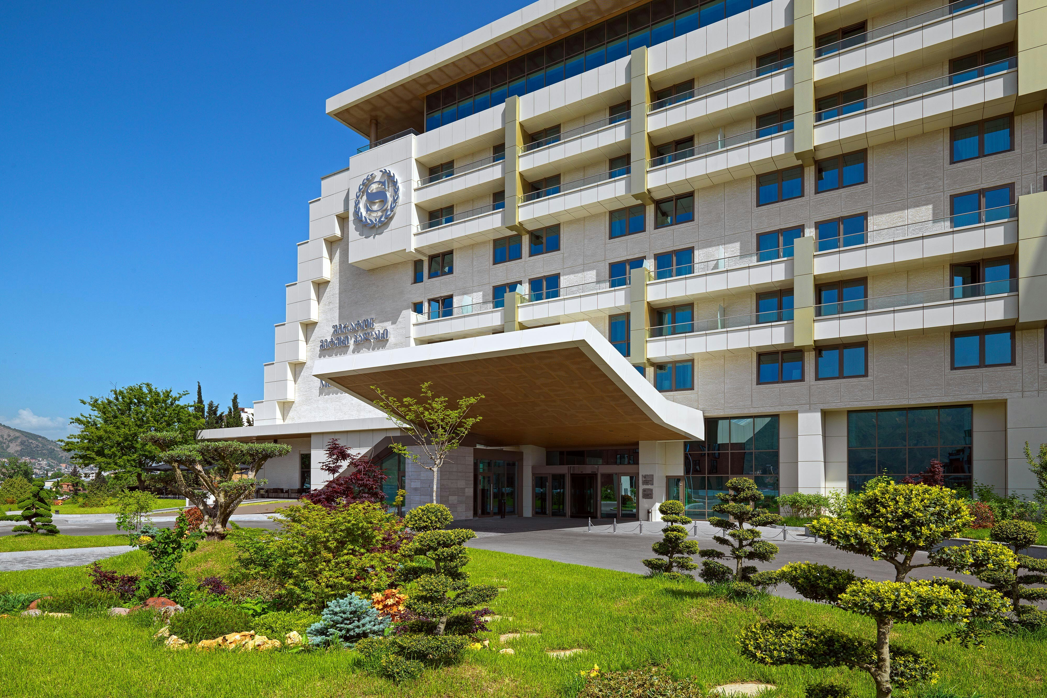 Sheraton Grand Tbilisi Metechi Palace in TBILISI