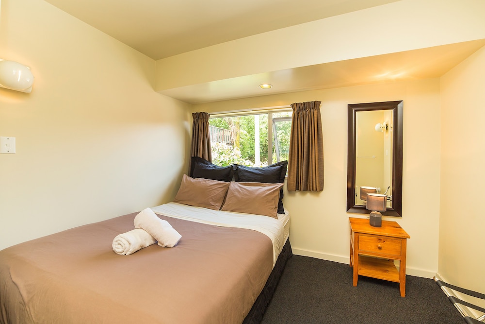 Tahuna Pod Hostel 15/50