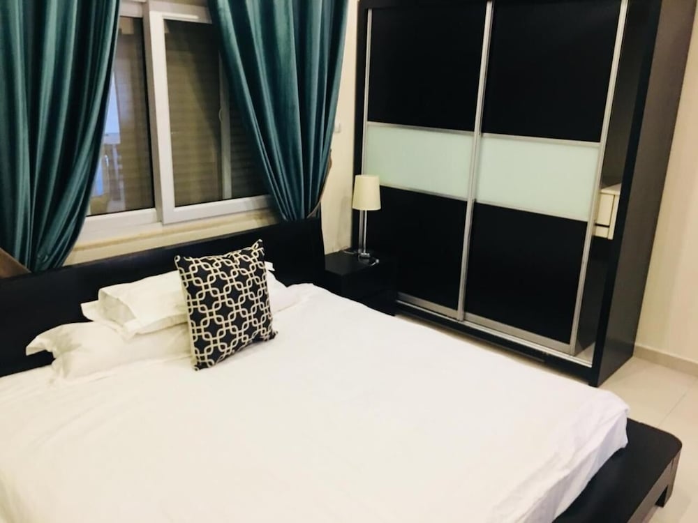Lijam Hotel 16/50