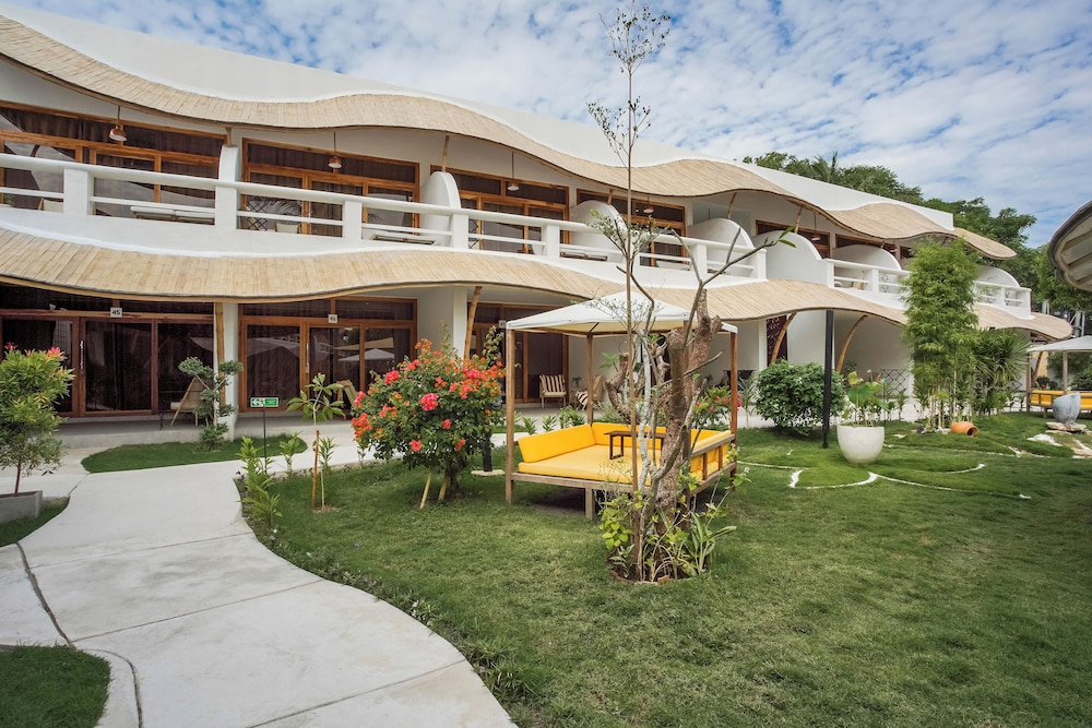 Pearl Sunset Resort 6/65