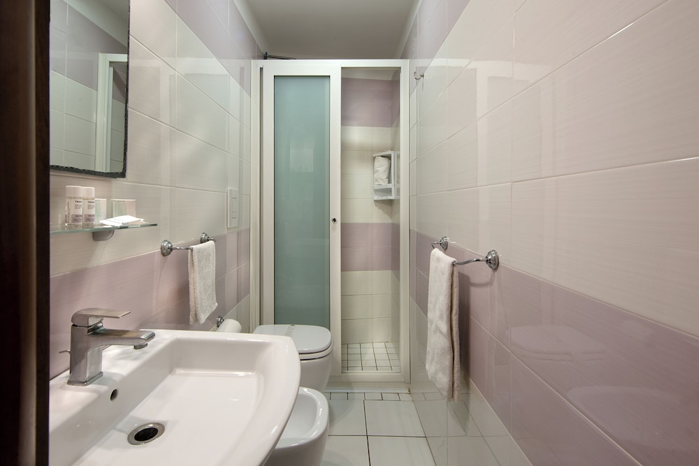 Hotel Diamond 46/50