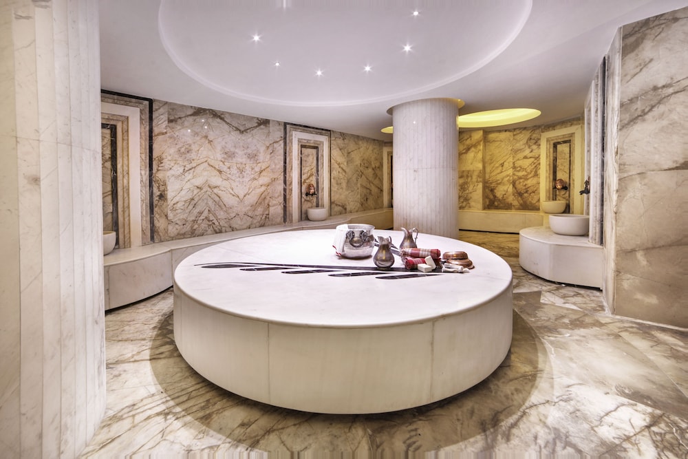 Veyron Hotels Spa 45/64