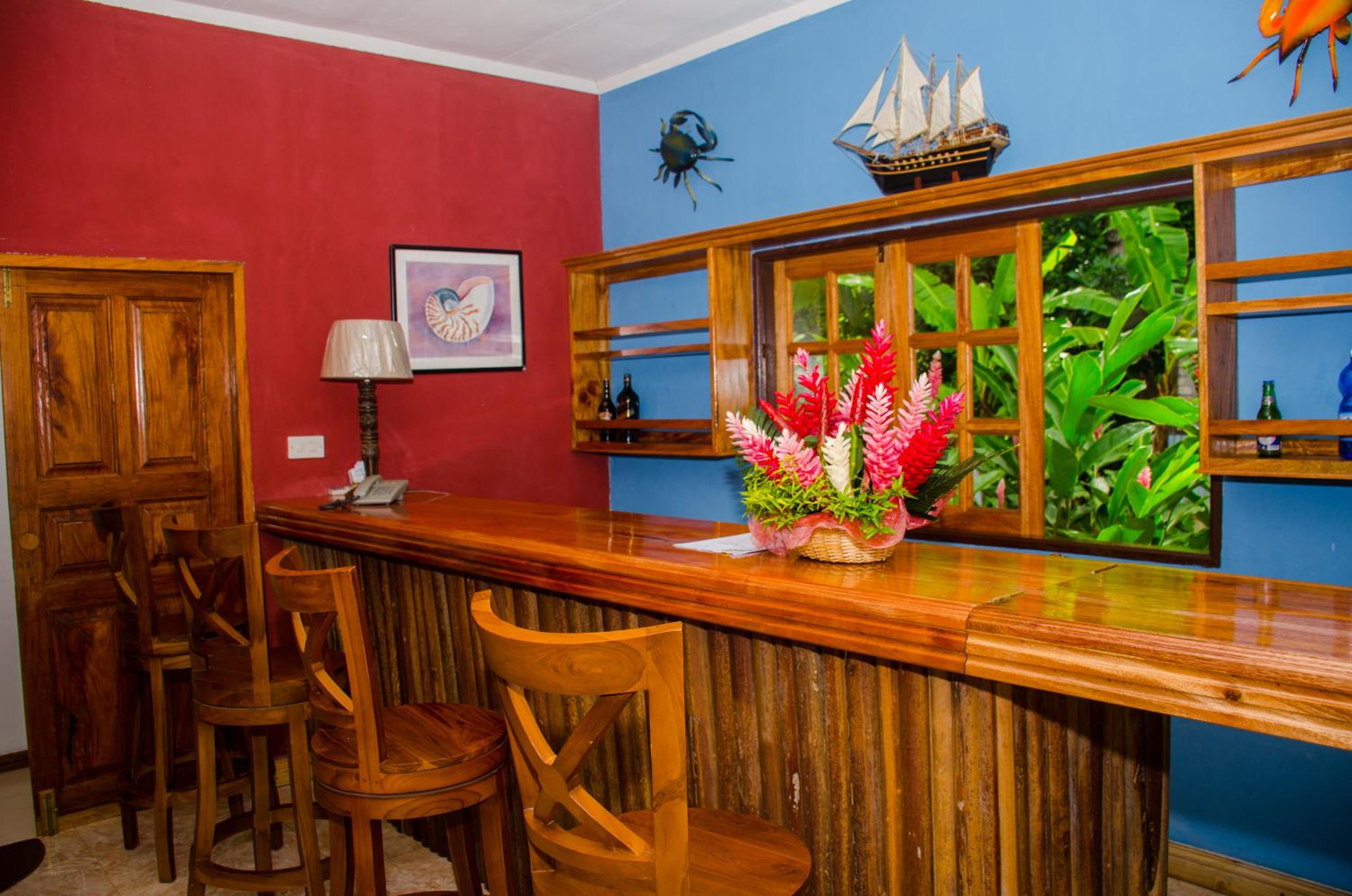 Villa Rafia Guesthouse 5/40