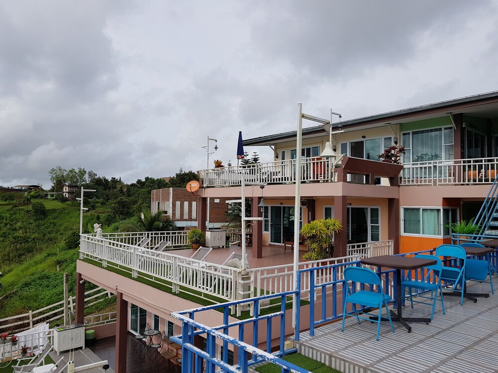 Baanmorkburi Resort 3/59