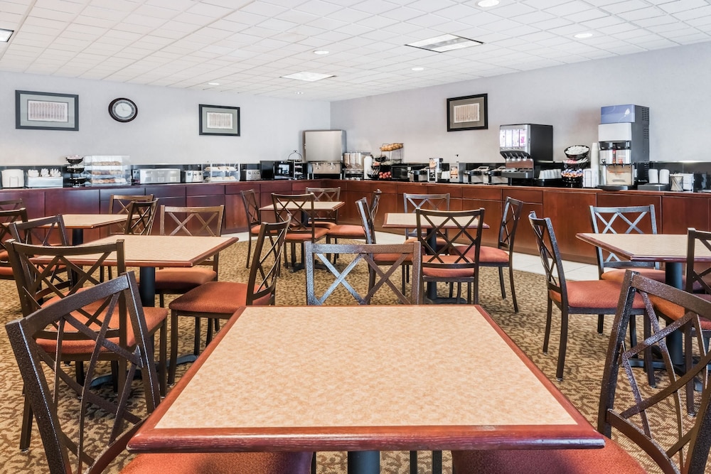 Ramada By Wyndham Harrisburg/Hershey Area 46/59