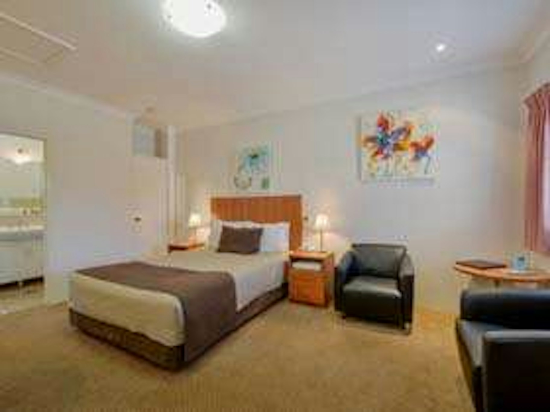 Cadman Motor Inn Tamworth 7/37